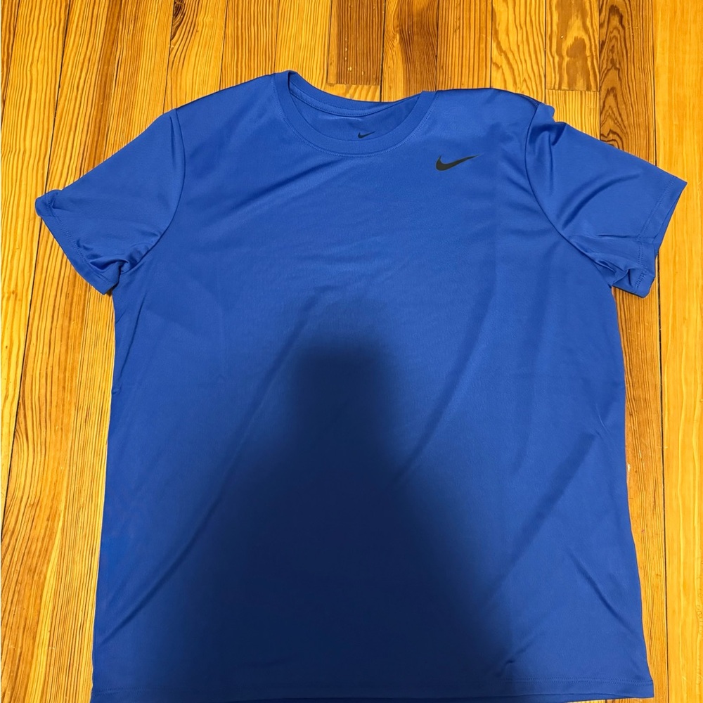 NEW Nike Women’s Dri-Fit T-Shirt